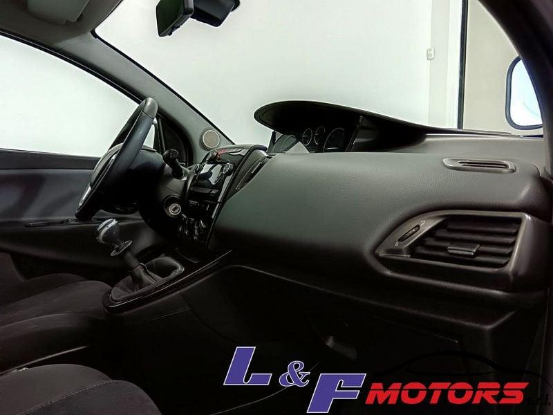 Lancia Ypsilon Ypsilon 1.2 PLATINUM GPL CASA MADRE