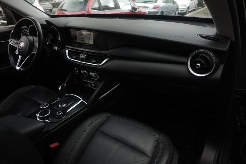 Alfa Romeo Stelvio Alfa Romeo Stelvio 2.2 Turbo Diesel 210CV AT8 Q4 Business ANNO 2017