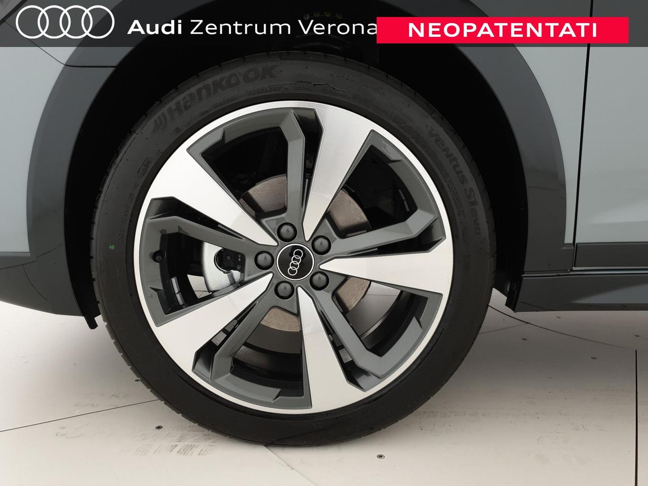 Allstreet 30TFSI 116CV S tronic Identity Contrast