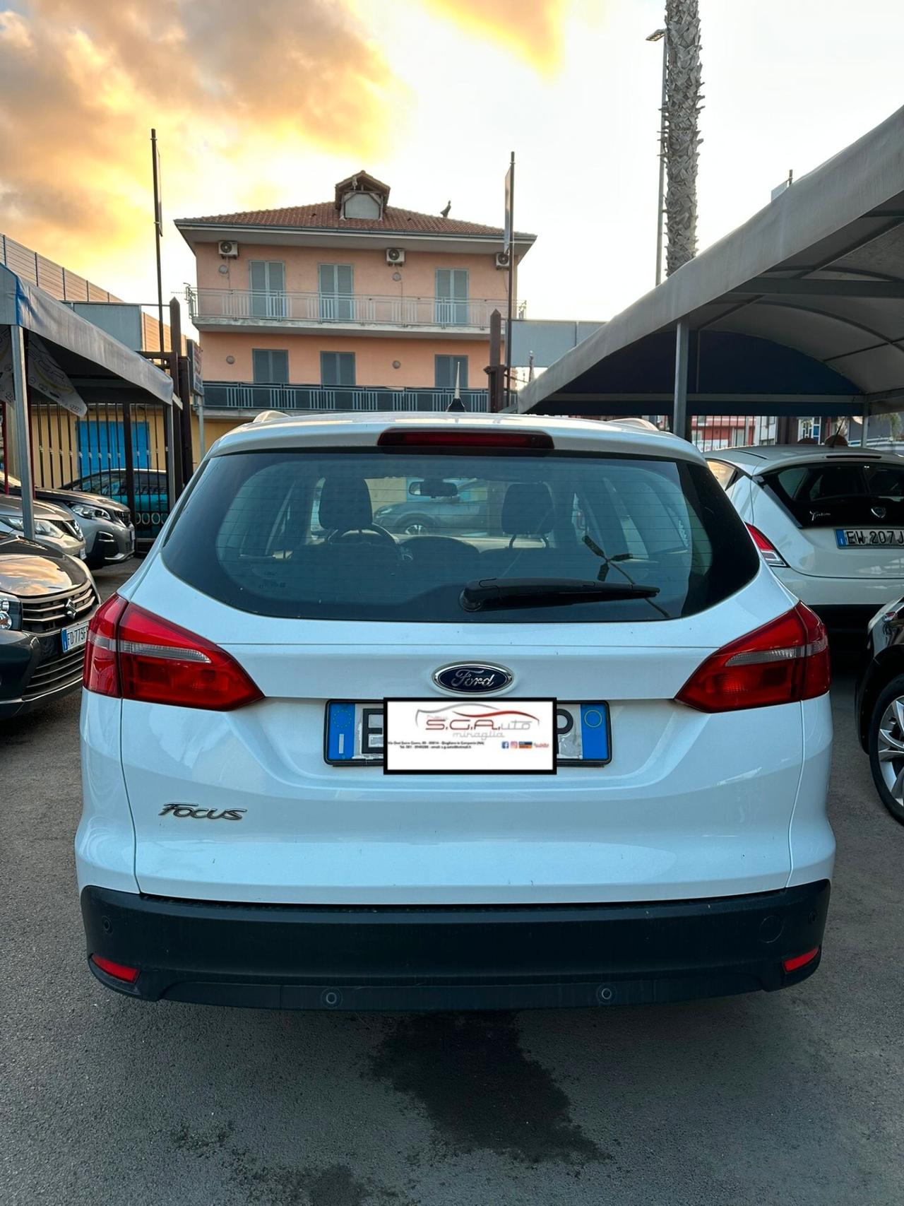 Ford Focus 1.5 TDCi 120 CV Start&Stop Powershift Titanium