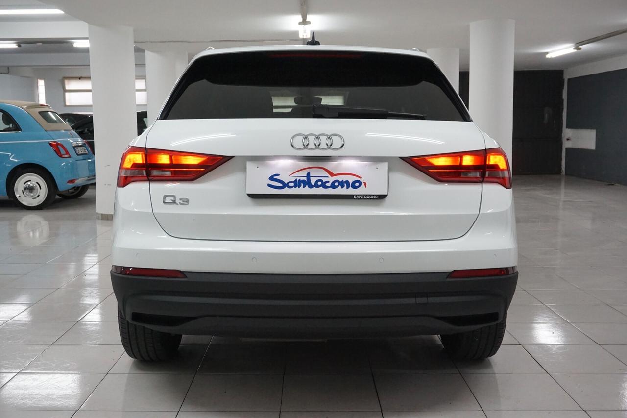 Audi Q3 35 TDI S tronic Business