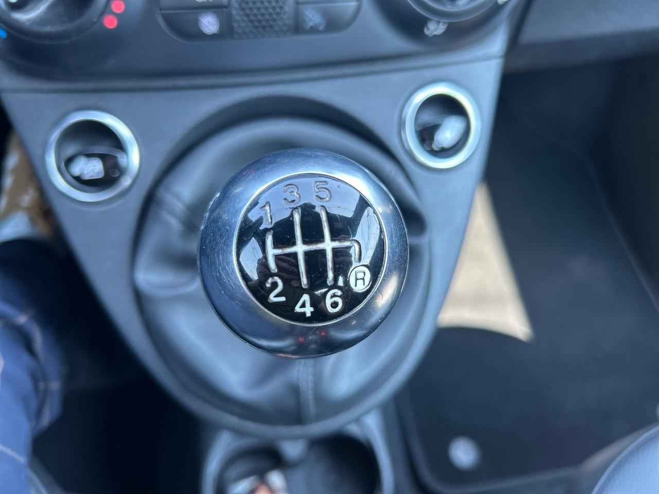 Fiat 500 1.0 hybrid Connect 70cv