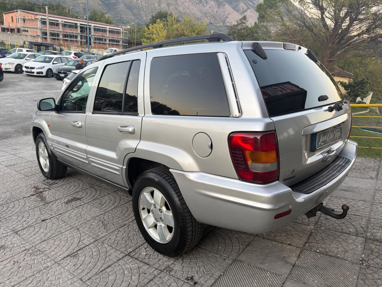Jeep Grand Cherokee 2.7 diesel overland cat gancio traino omologato