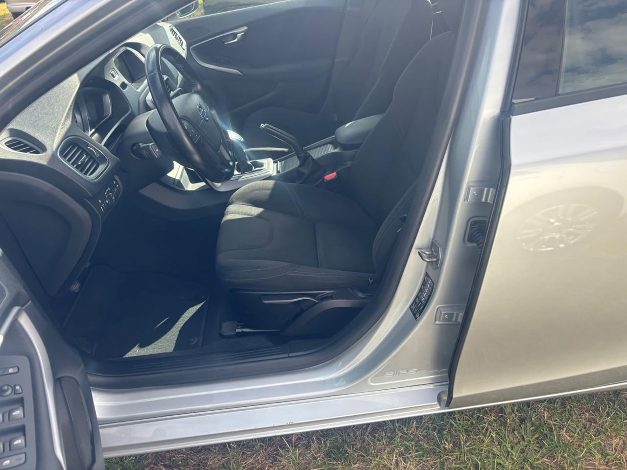 Volvo V40 D2 1.6 Momentum