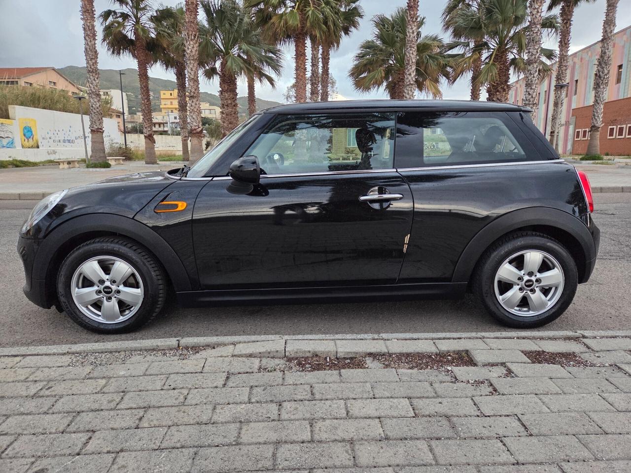 Mini 1.5 Cooper D british edition 2015