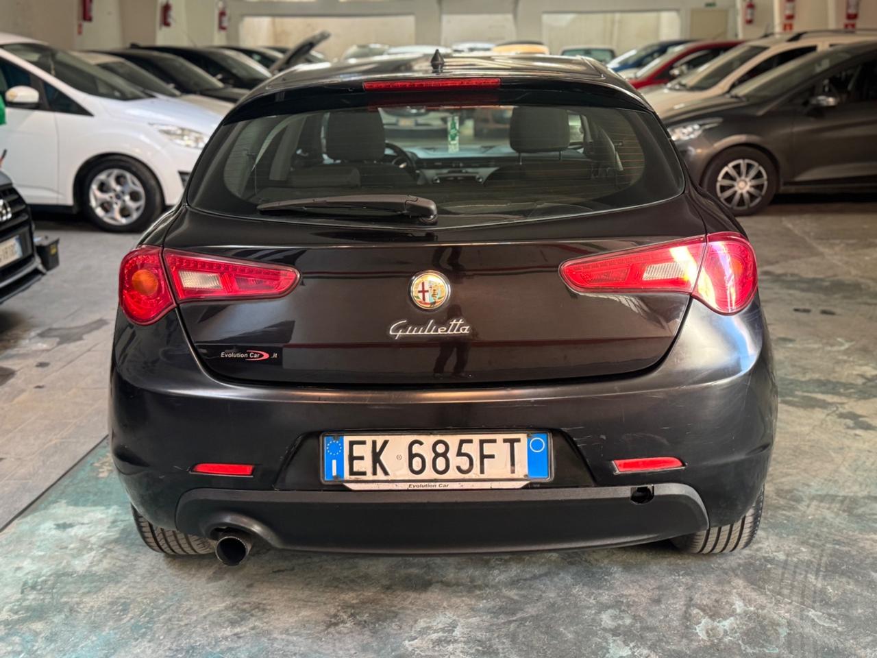 Alfa Romeo Giulietta 1.6 JTDm-2 105 CV Distinctive