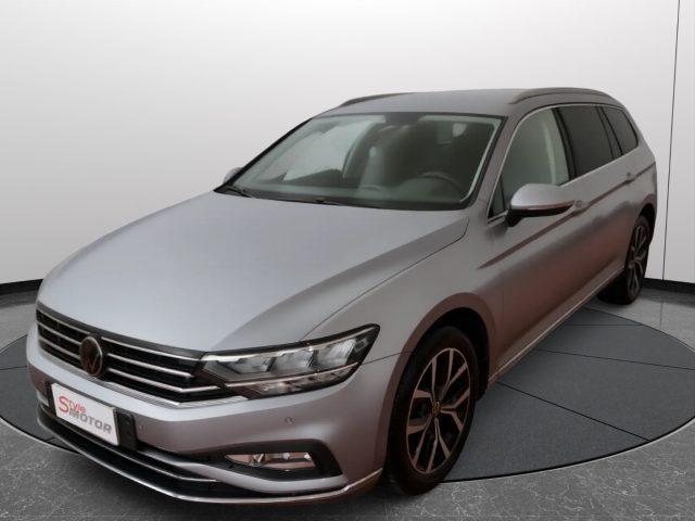 VOLKSWAGEN Passat Variant 2.0 TDI SCR EVO DSG Executive Certificata
