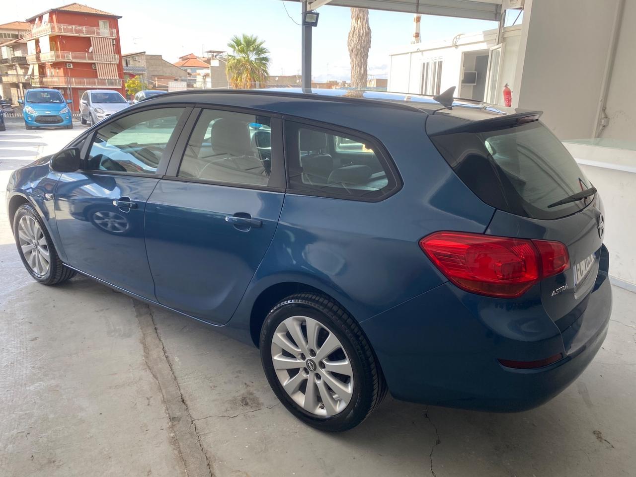Opel Astra 1.6 CDTI 136CV EcoFLEX S&S Sports Tourer Cosmo