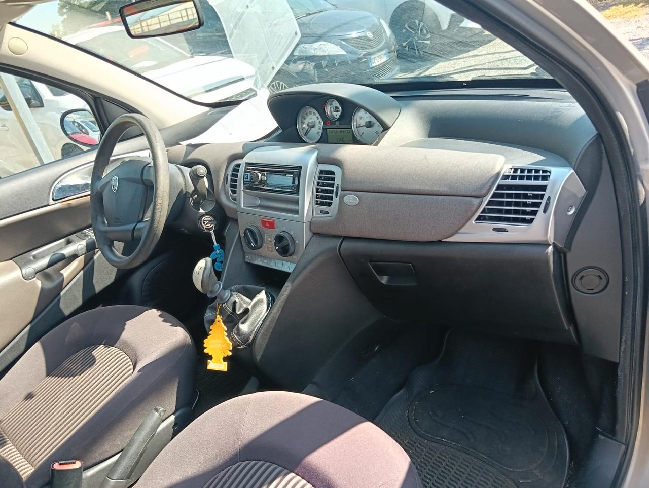 Lancia Ypsilon GPL ecochic