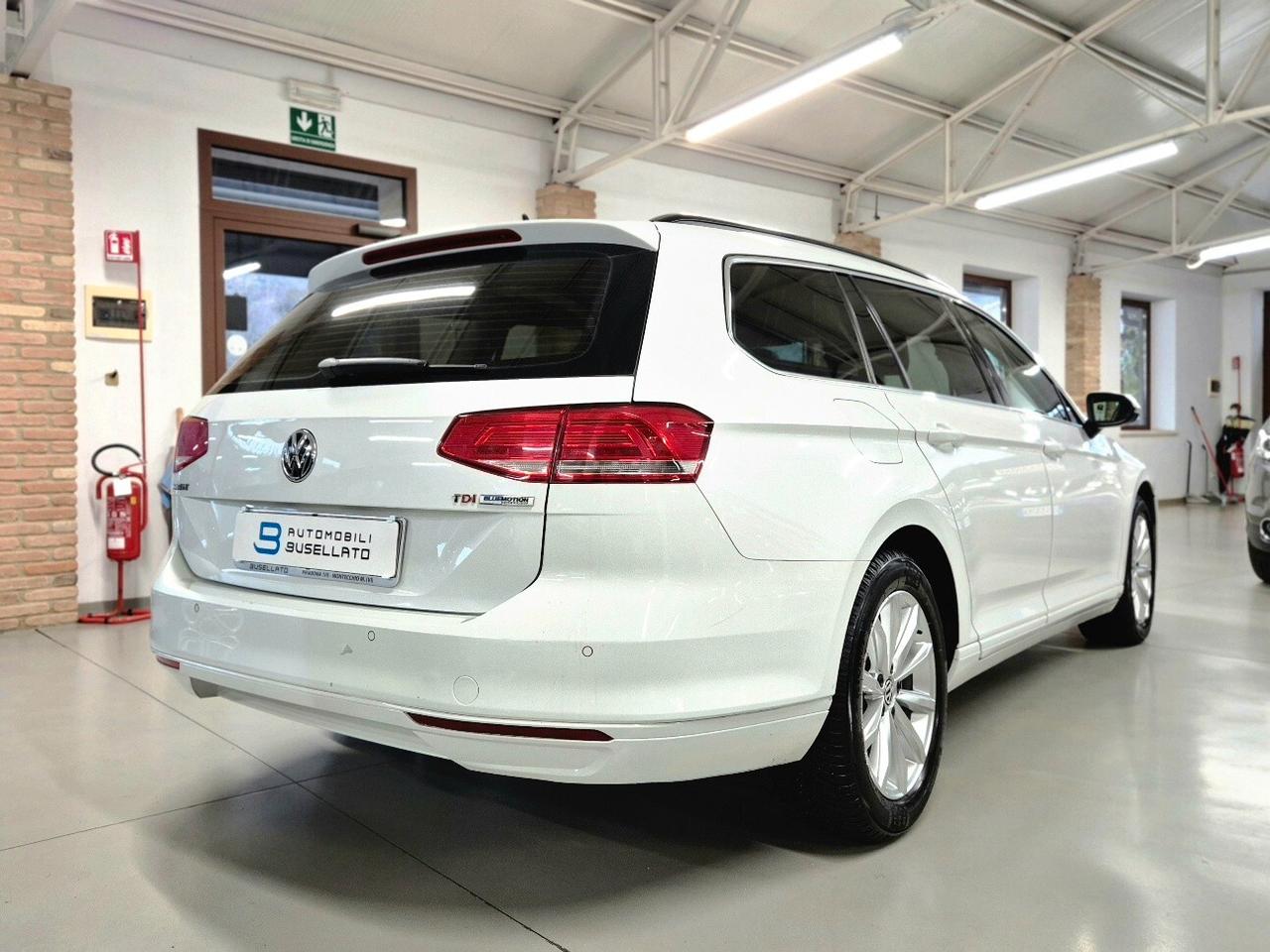 Volkswagen Passat Business Variant 1.6 TDI Trendline BlueMotion Tech.