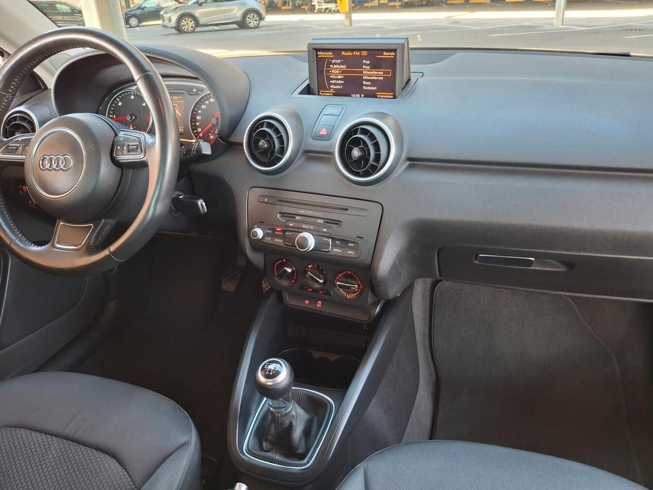 Audi A1 1.6 TDI Attraction-DIESEL-