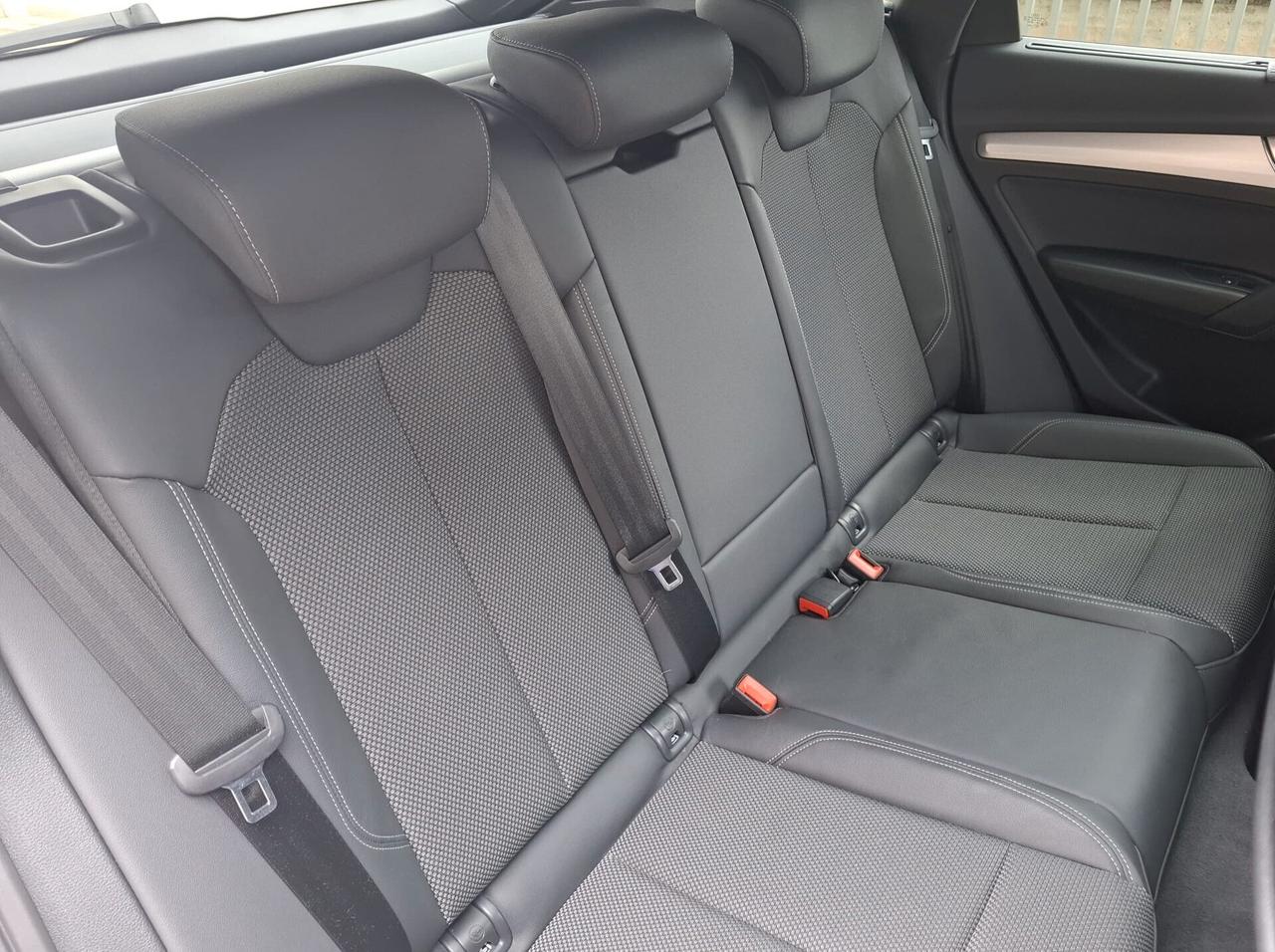 Audi Q5 SPORTBACK SPB 40 TDI Quattro 3 x S line