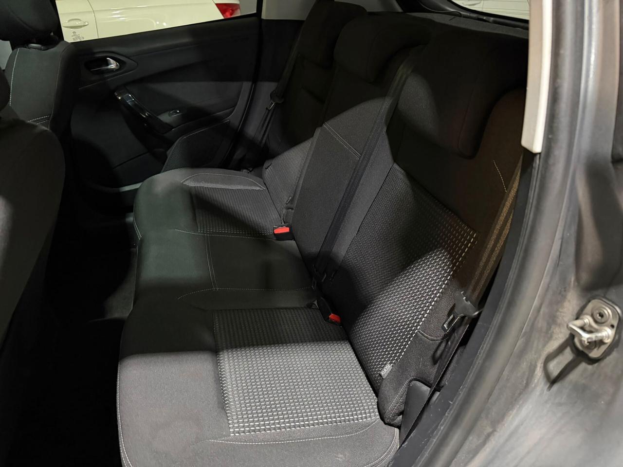 Peugeot 208 OFFERTA LIMITATA ENTRO 15/12 Benzina Automatico Tetto Opaco