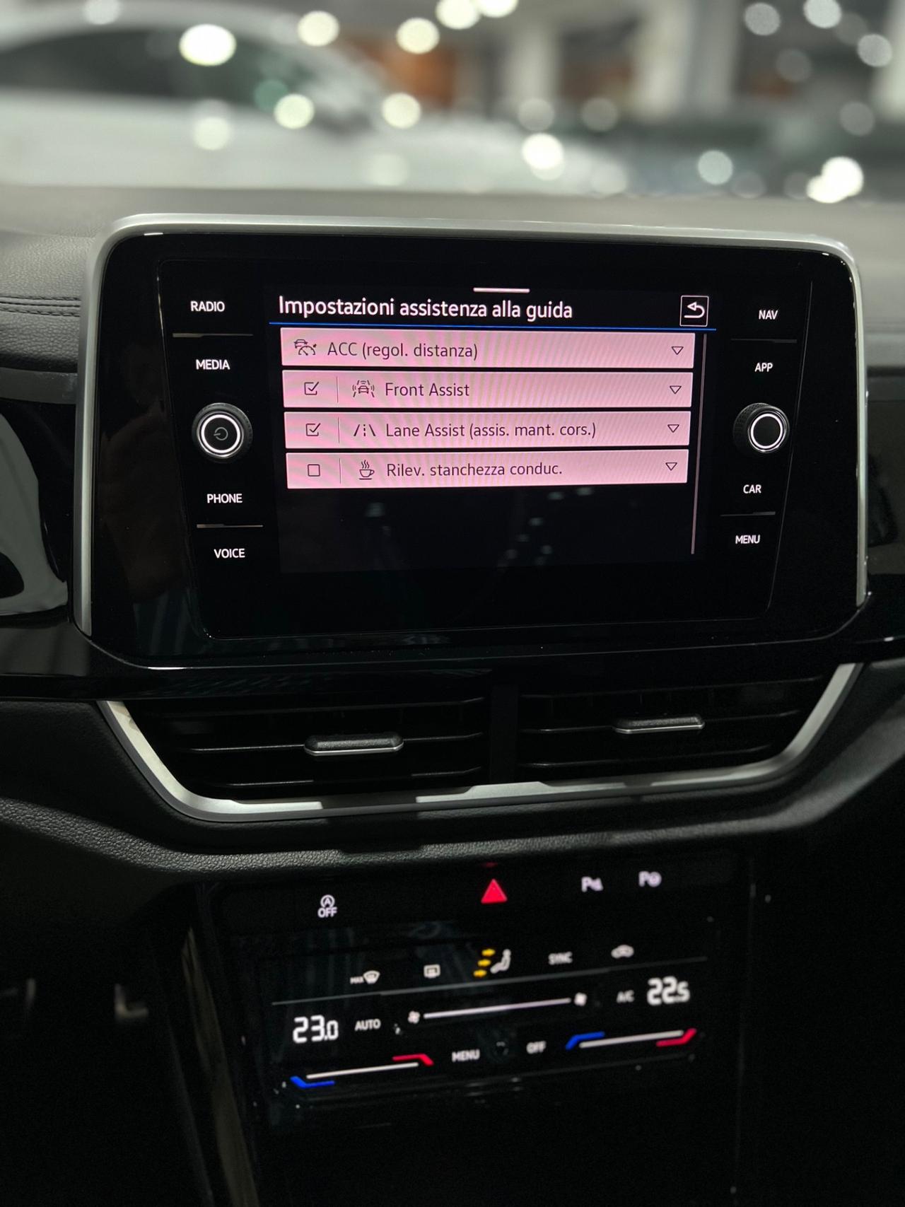 Volkswagen T-Roc 2.0 TDI SCR 150 CV DSG 4MOTION R-Line