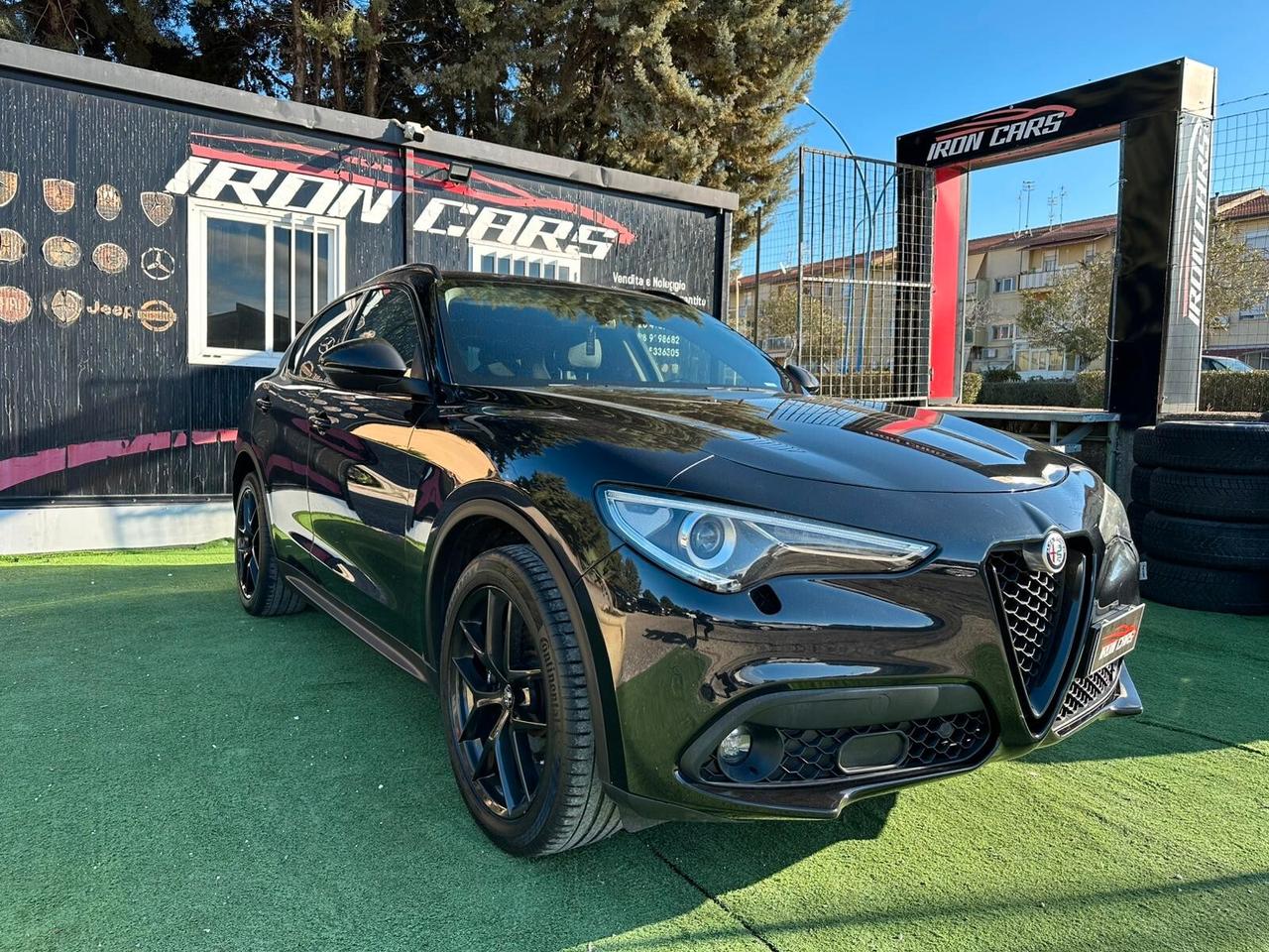 Alfa Romeo Stelvio 2.2 Turbodiesel 210 CV AT8 Q4 Business FULL-BLACK