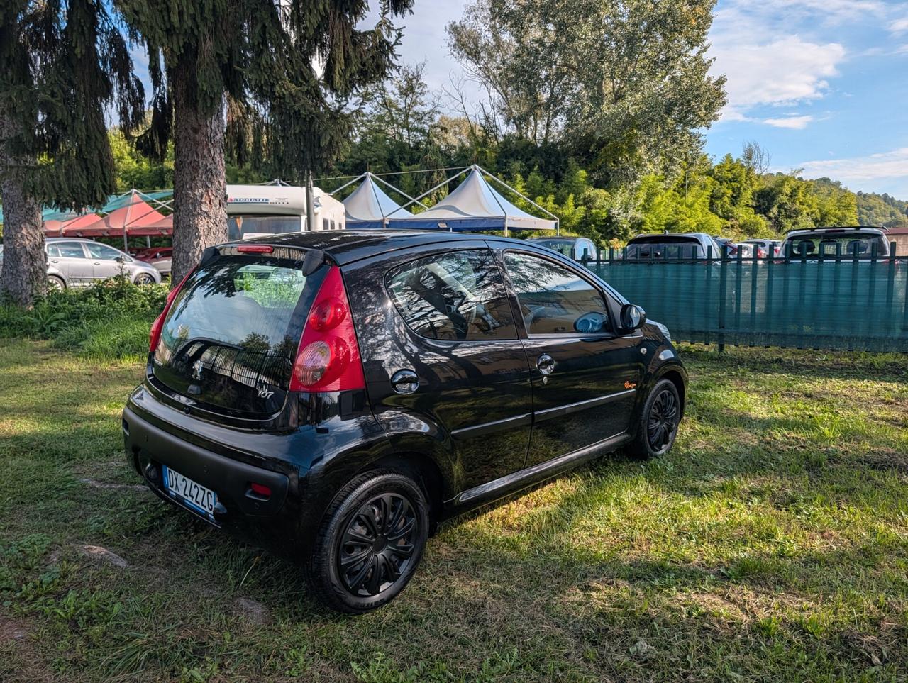 Peugeot 107 1.0 68CV 5p. Sweet Years 2Tronic