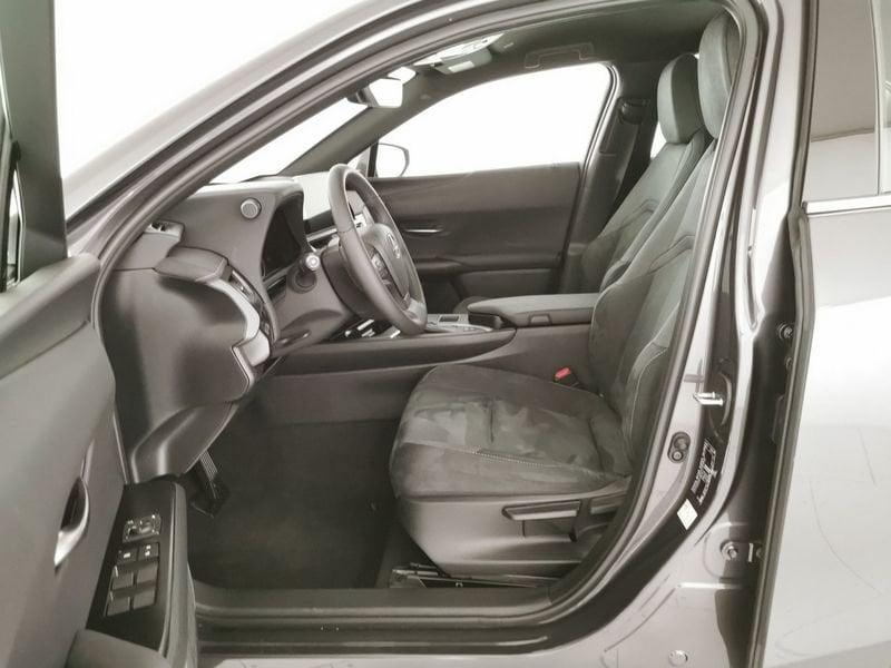 Lexus UX UX250H 2.0H ECVT 2WD URB MY23