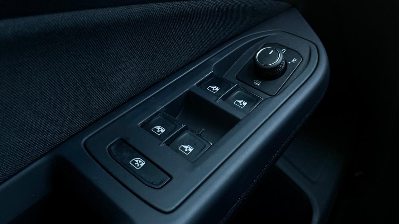 VOLKSWAGEN GOLF 2.0 STYLE TDI SCR DSG 116CV - FULL LED, VIRTUAL COCKPIT, NEOPATETATI