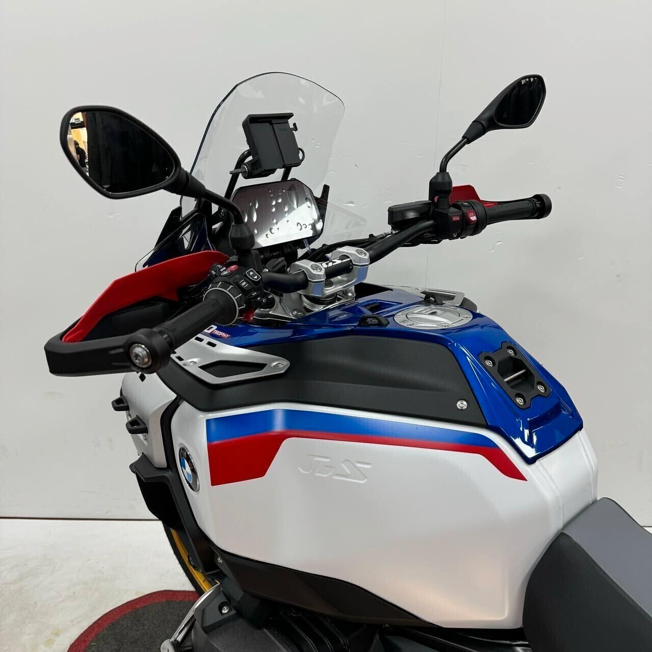 BMW R 1300 GS Adventure Trophy TUA DA 260eu