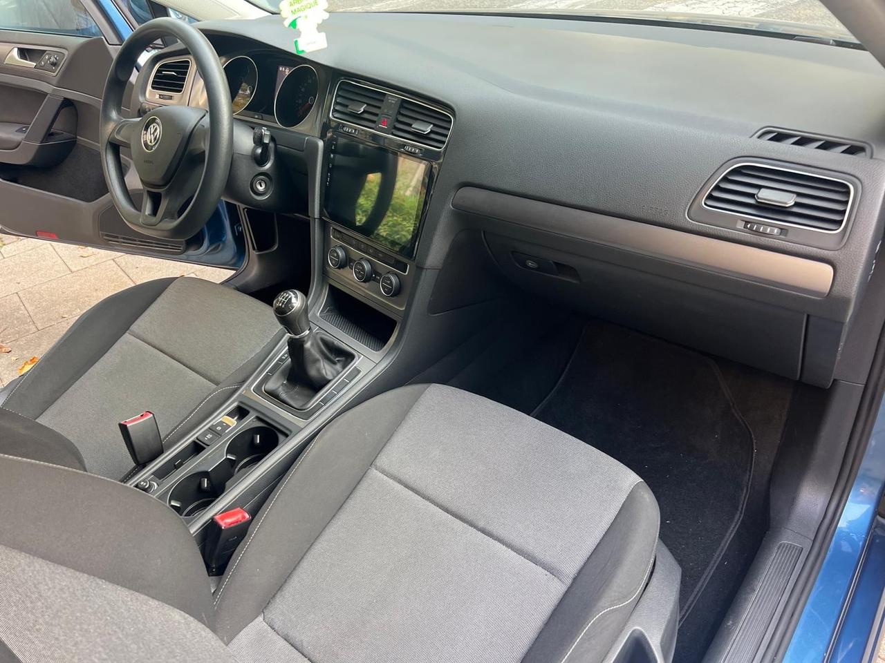 Volkswagen Golf Business 1.2 TSI 105 CV 5P Comfortline NEOPATENTATI