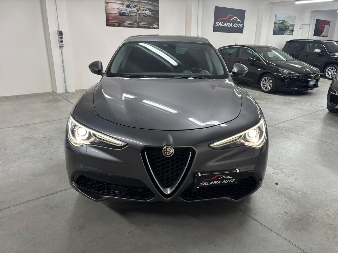 Alfa Romeo Stelvio 2.2 Turbodiesel 160 CV AT8 RWD Business