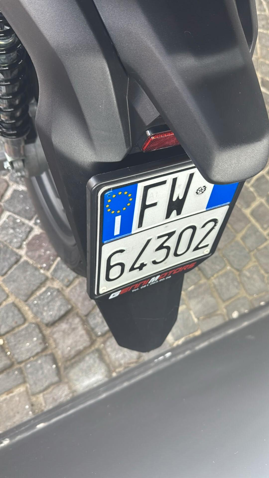 Honda 125 vetro