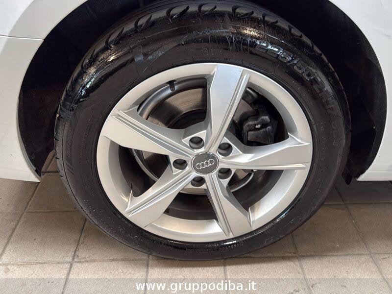 Audi A4 V 2019 Avant Diesel Avant 40 2.0 tdi Business 190cv s-tronic