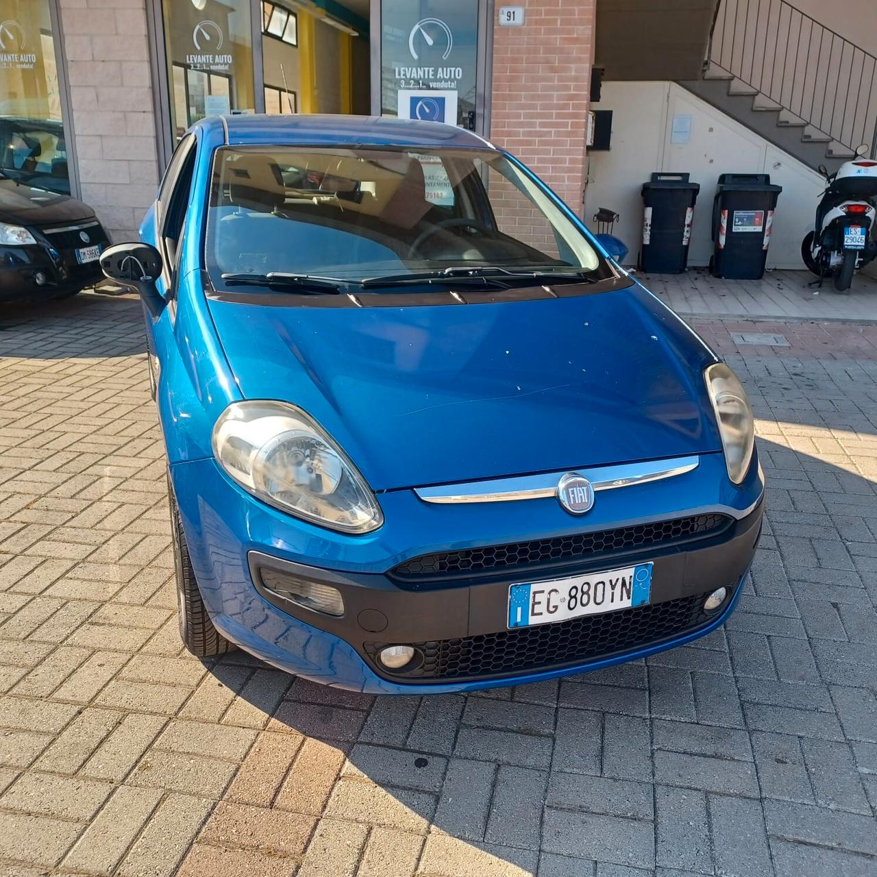 126628KM PUNTO EVO 1.4 NEOPATENTATI BEN CONSERVATA