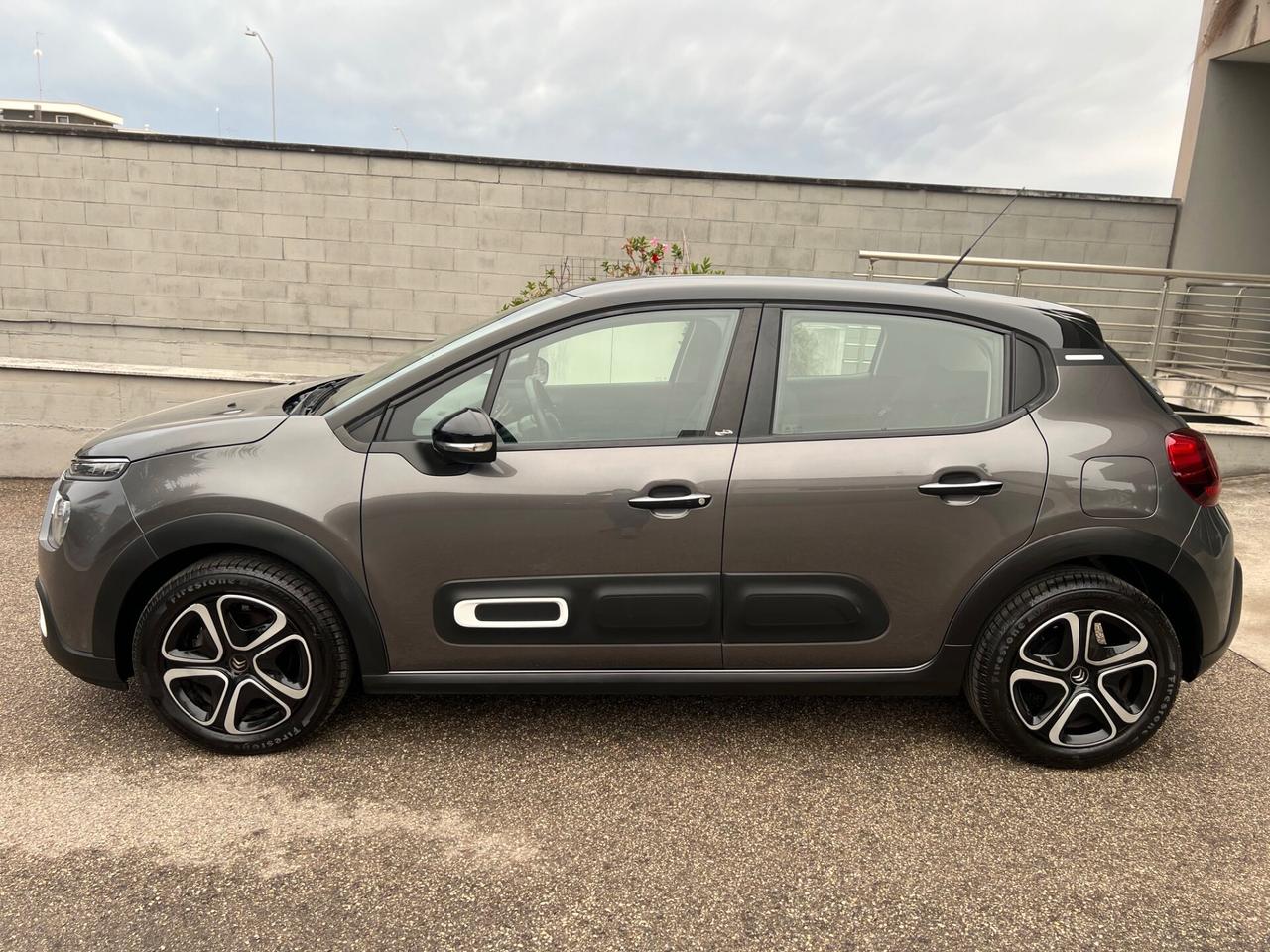Citroen C3 1.2 puretech 83cv Shine Pack LED/NAVI/PDC PERFETTA!!