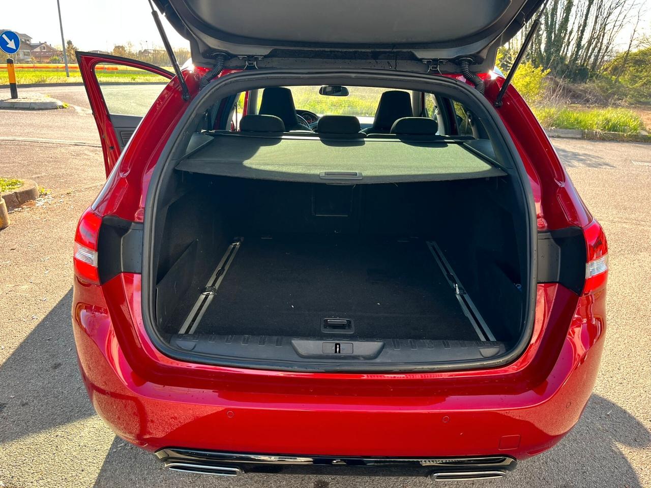 Peugeot 308 BlueHDi 130 S&S EAT8 SW GT Line