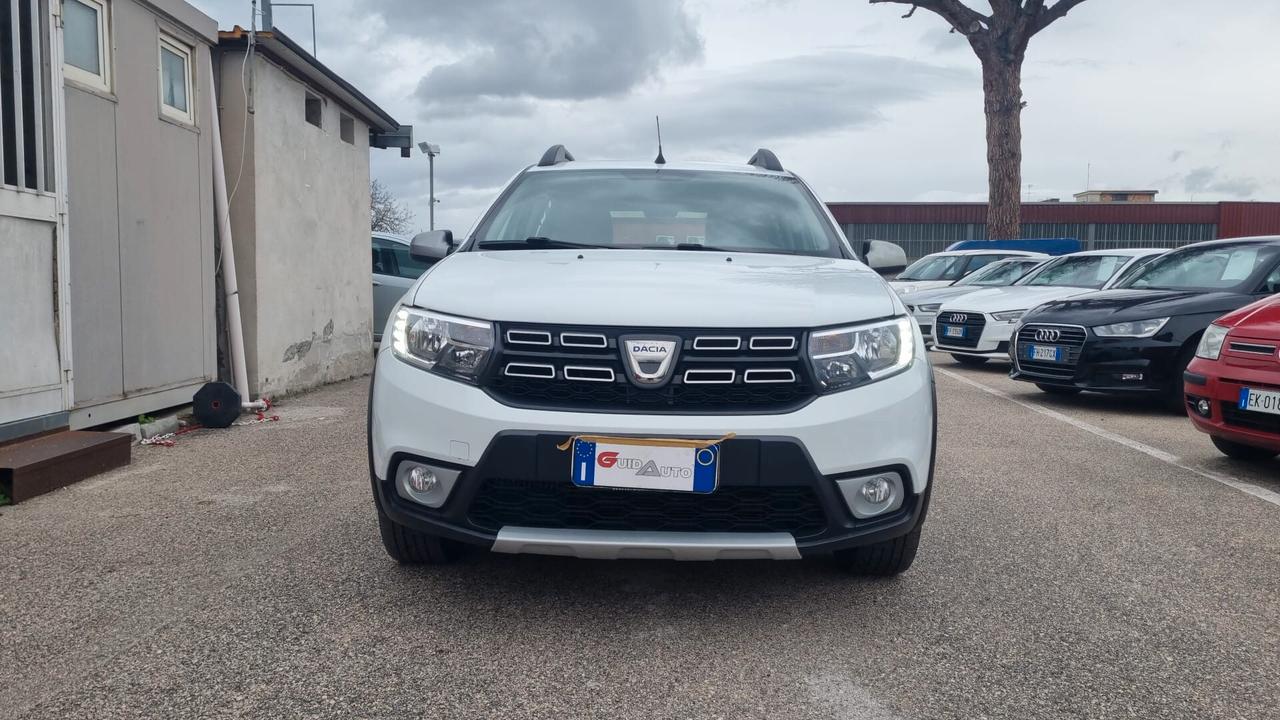 Dacia Sandero Stepway 1.0 TCe 100CV ECO-G 15th Anniversary