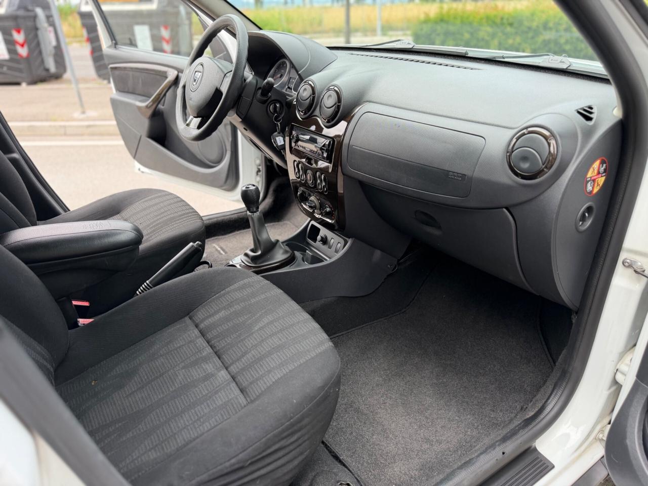 Dacia Duster 1.6 110CV 4x2 Lauréate NEOPATENTATI