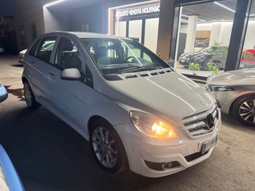 Mercedes-benz B 180 NGT BlueEFFICIENCY Executive