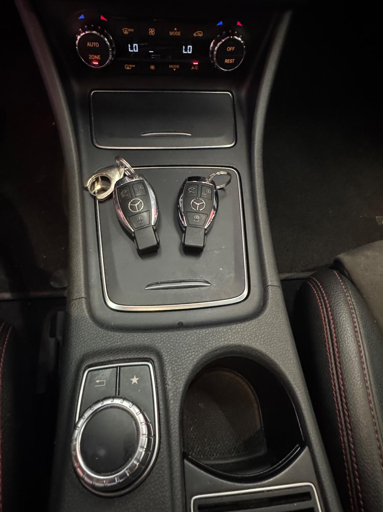 Mercedes-benz GLA 200 180 d Automatic Premium