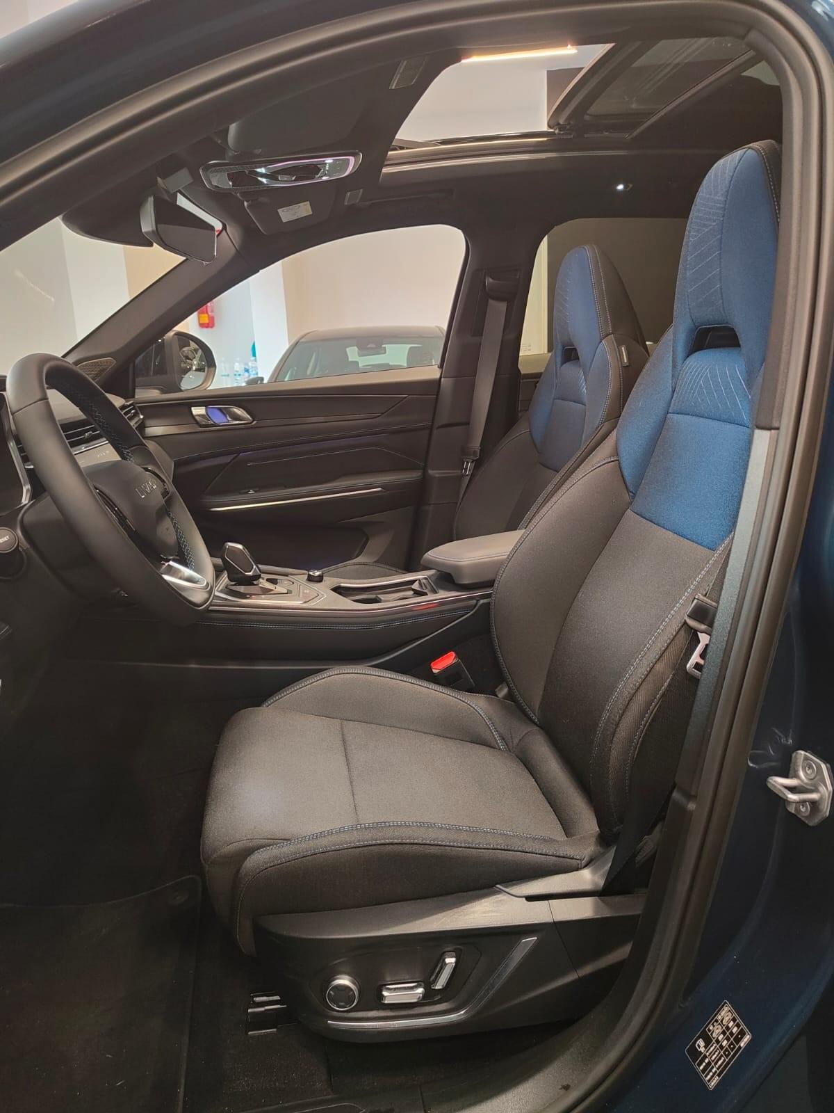 Lynk&co 01 PHEV Tetto Apribile