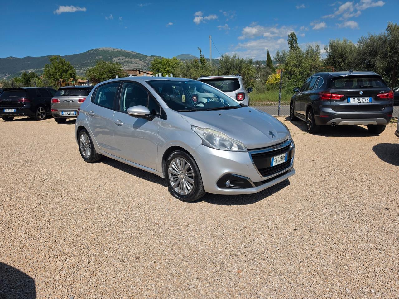 Peugeot 208 BlueHDi 75 5 porte Allure ok neopatentati