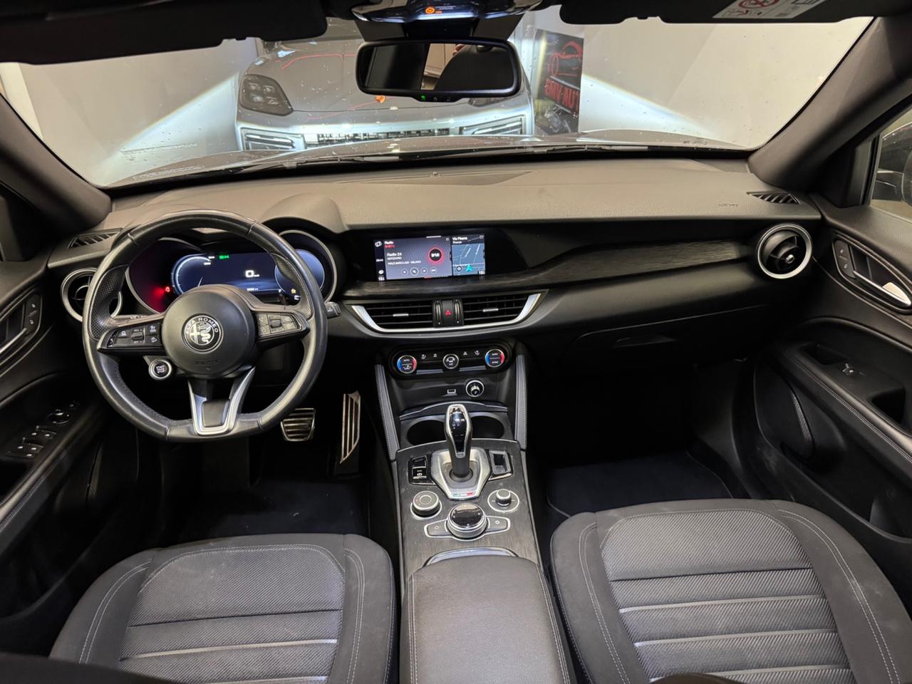 Alfa Romeo STELVIO 2.2 TURBODIESEL 160 CV AT8 RWD SUPER ( 11/2022 )