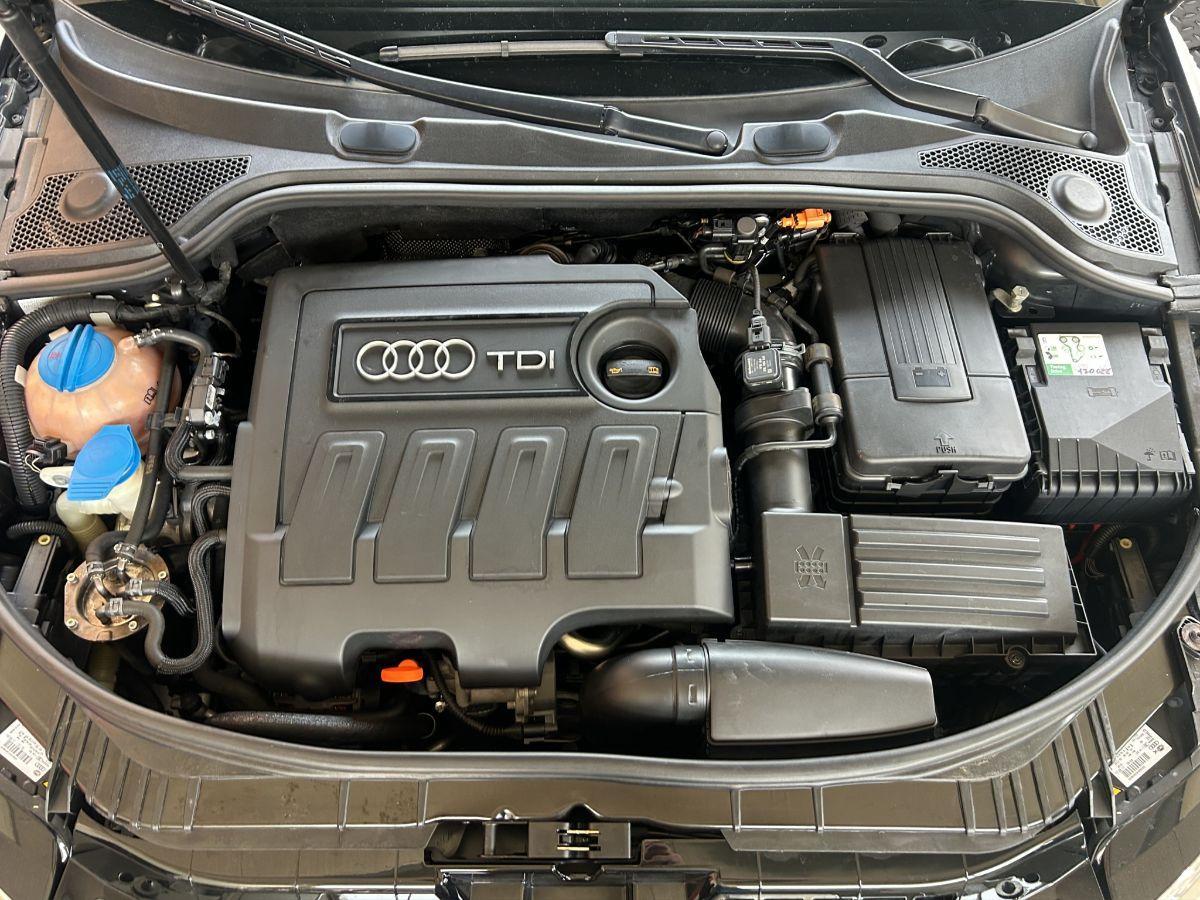 AUDI - A3 Sportback - 1.6 TDI 105 F.AP. S LINE