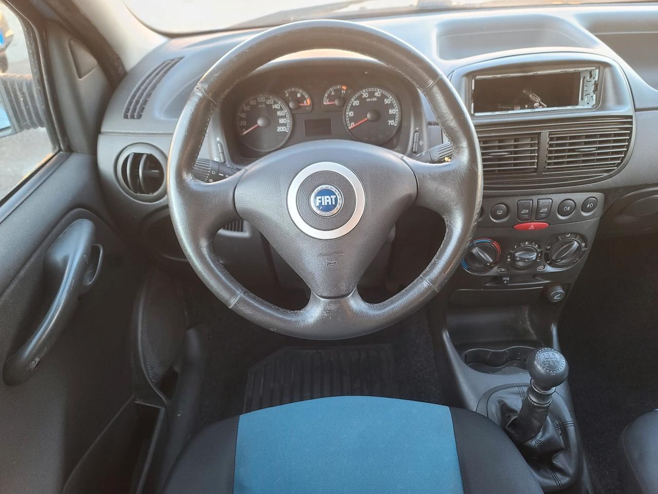 Fiat Punto 1.200 BENZ 5P X NEOPATENTATI