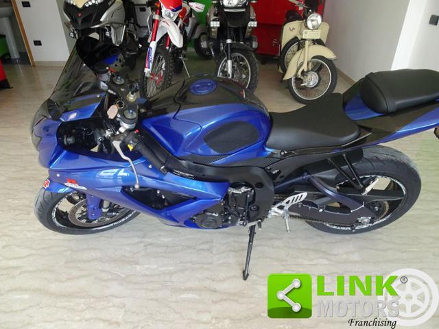 SUZUKI GSX R 750 replica