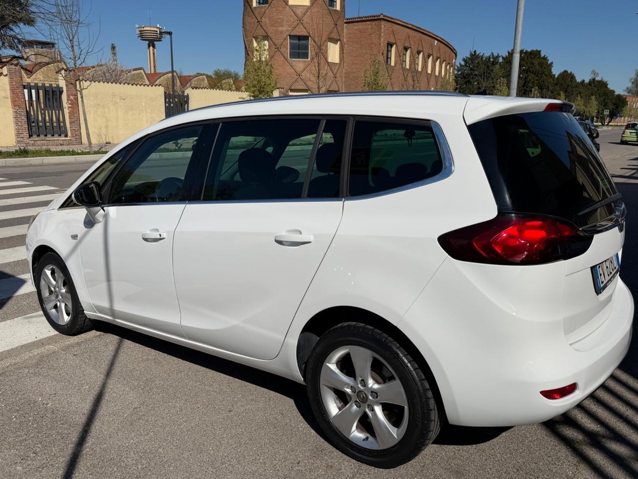 Opel Zafira Tourer 1.4 Turbo 140CV GPL Cosmo