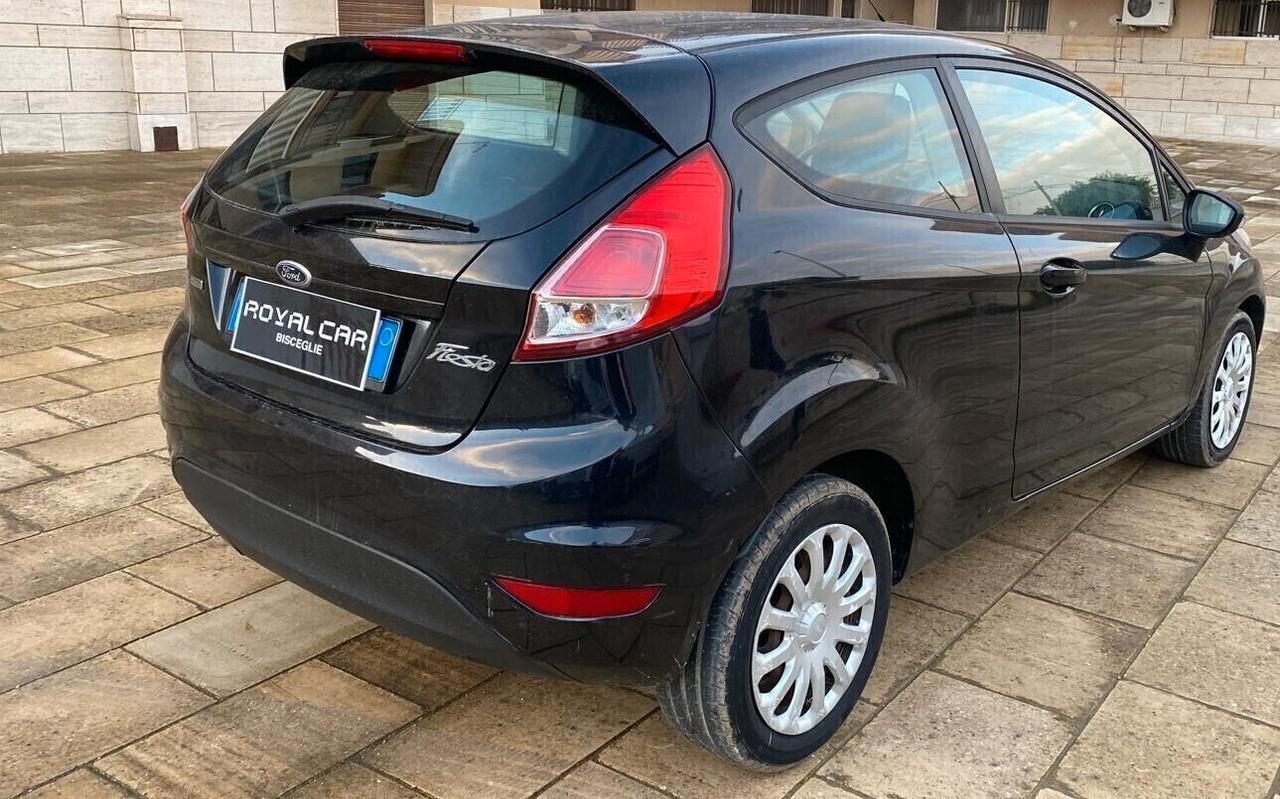 Ford Fiesta 1.5 TDCi 75CV 3 porte Titanium USATA