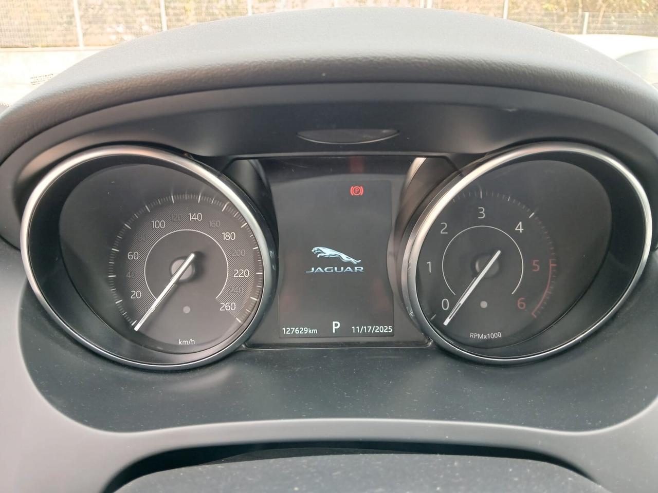 Jaguar E-Pace 2.0D 150 CV AWD aut. R-Dynamic