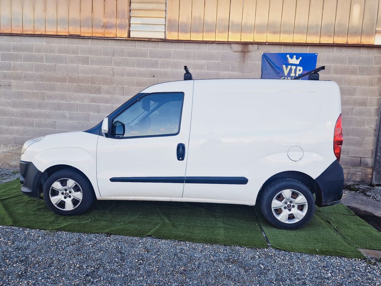 Fiat Doblo 2015 photo 2