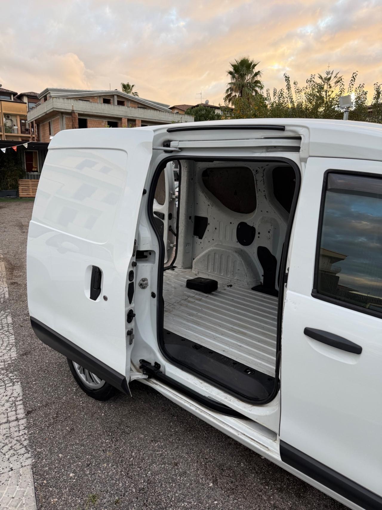 Dacia Dokker 1.6 8V 100CV Start&Stop GPL Furgone