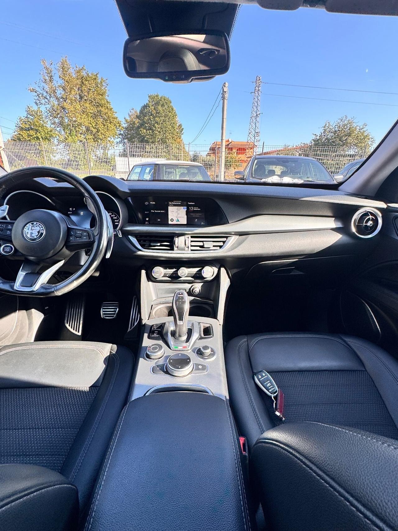 Alfa Romeo Stelvio 2.2 Turbodiesel 190 CV AT8 RWD