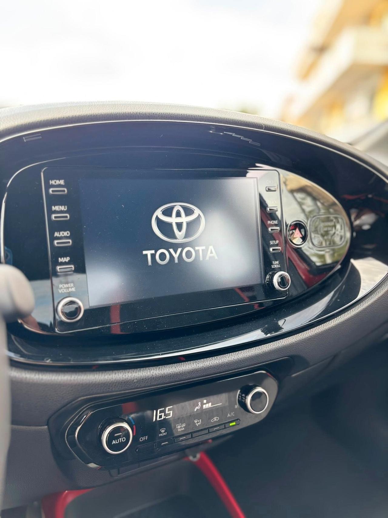 Toyota Aygo X 1.0 VVT-i 72 CV 5 porte Trend