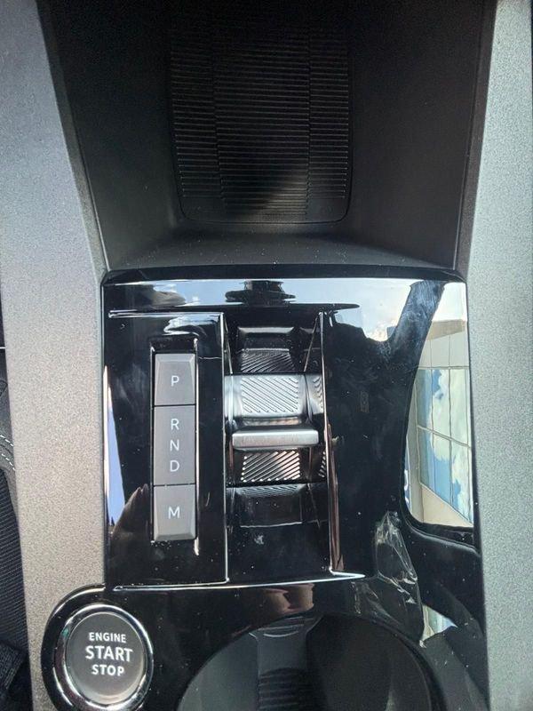 Lancia Ypsilon Ibrida Ibrida 100cv Ypsilon e-DCT in caso di finanziamento extrasconto 1000 €