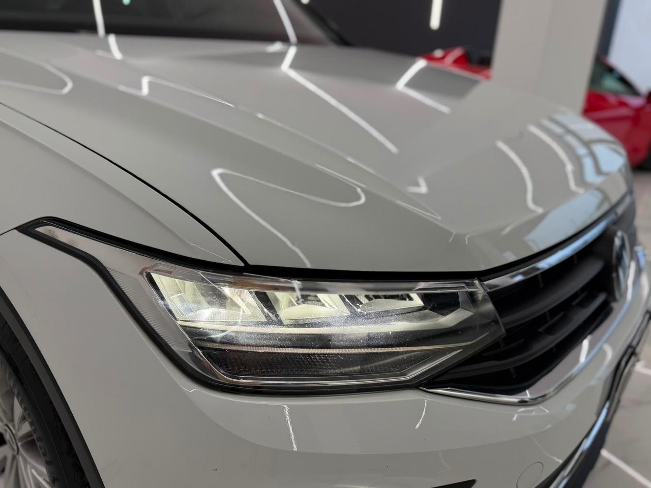 Volkswagen Tiguan 2.0 TDI 150 CV SCR DSG Elegance