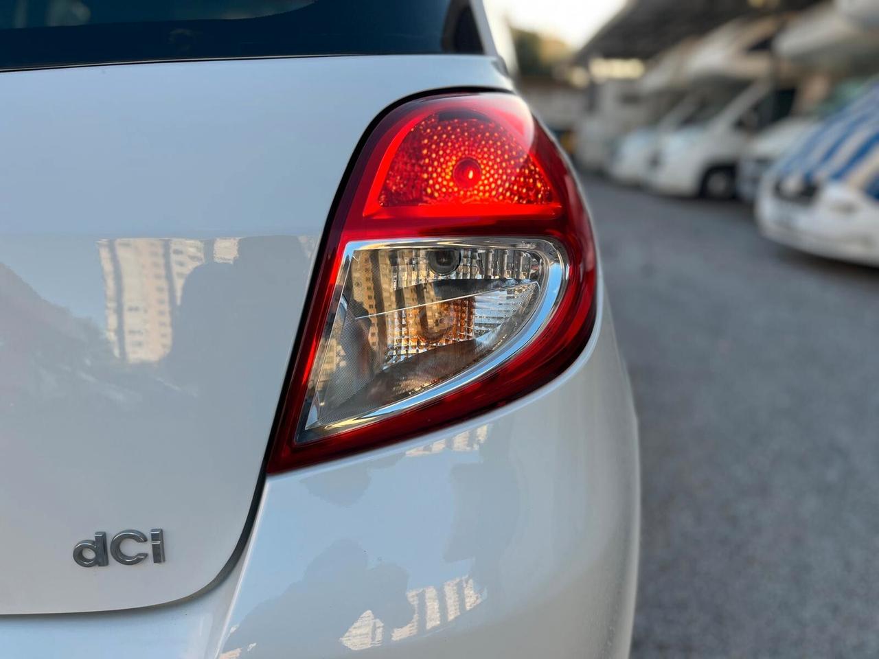 Renault Clio 2012 1.5 dCi 75CV 12 MESI DI GARANZIA